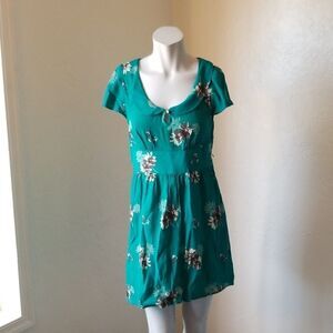 AEO Green Floral Peter Pan Collar dress NWOT
